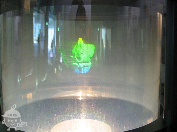 ホログラム（立体映像）で復元された土器