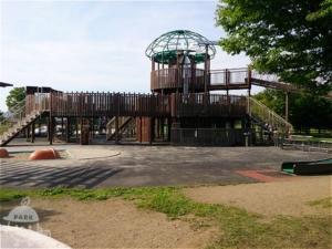 西公園