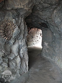 古代風トンネル