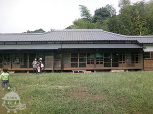 三鷹市星と森と絵本の家