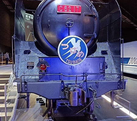 C62形式蒸気機関車