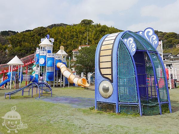 クジラのジャングルジム