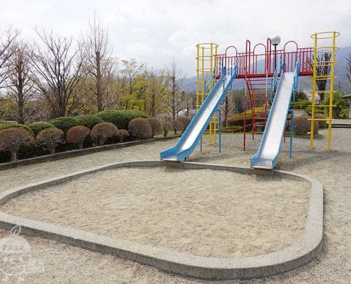 砂場・遊具