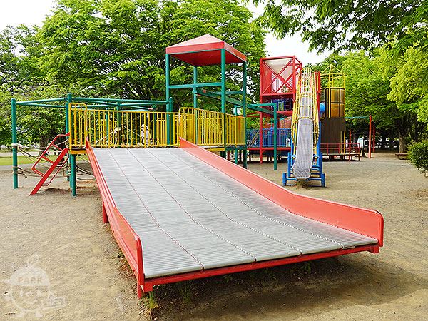 わんぱく広場