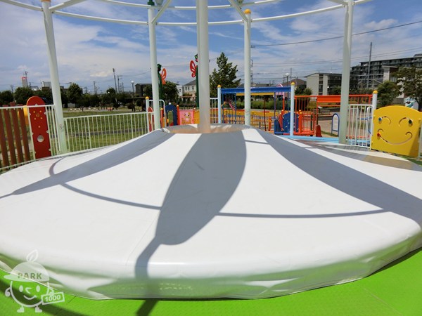 トランポリン トランポリン