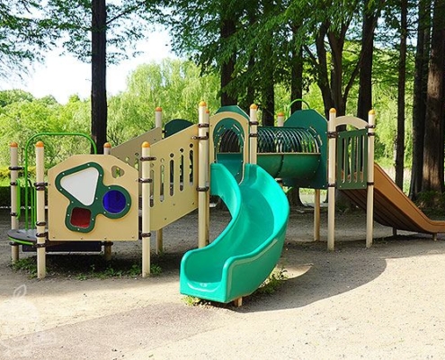 アスレチック遊具