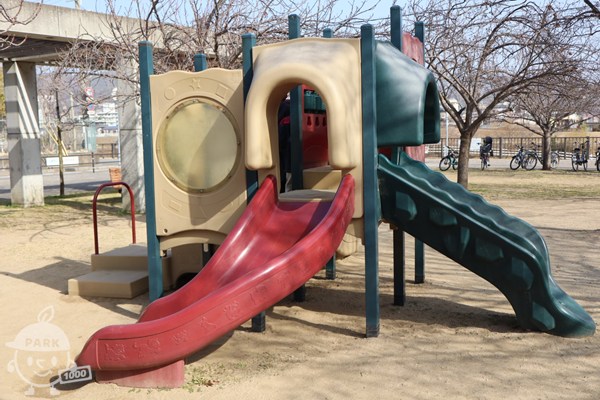 複合遊具 複合遊具