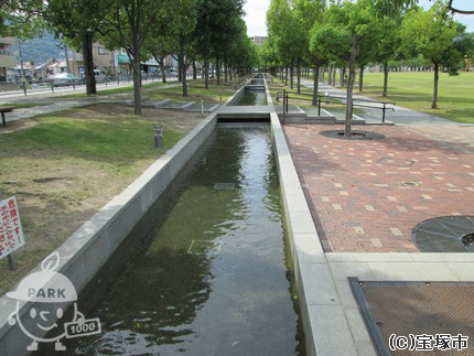 せせらぎ せせらぎ