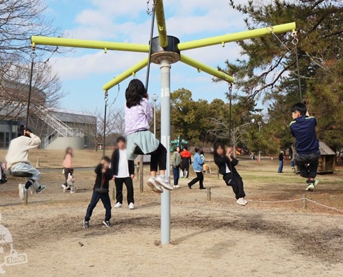 回転湯宮 回転遊具