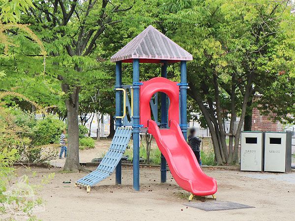 ちびっこ遊具